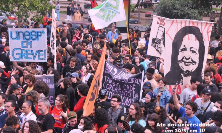 Em vez de negociação e diálogo, reitores se apoiam na intransigência e na repressão ao movimento